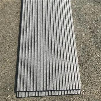 石墨地(di)面隔聲闆(pǎn)