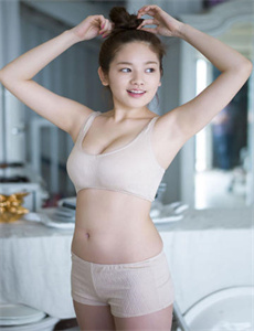 《漂亮的李妈妈1中字头字母是什么-新金瓶龚玥菲电影3d》