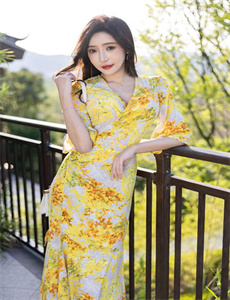 《国产XXX69麻豆国语对白-图片区小说区另类春色》