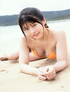 《《漂亮的女邻居》韩剧-薛璐大尺度私拍》